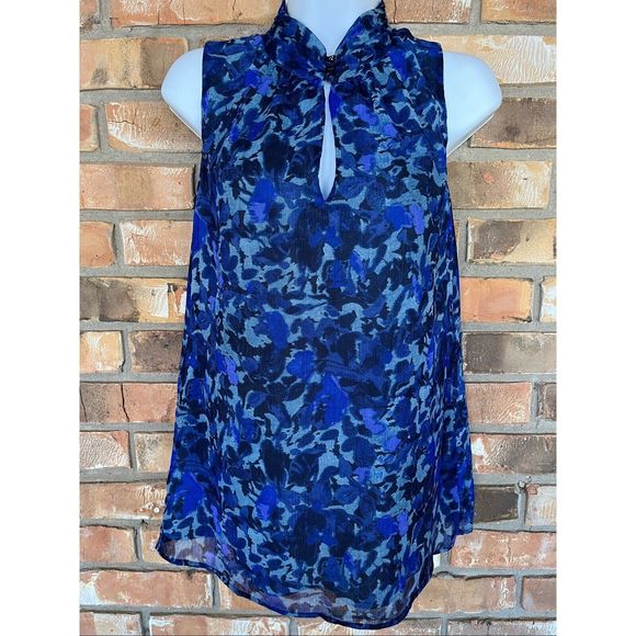 Banana Republic Women’s Small Blue Floral Print Top - Picture 1 of 8